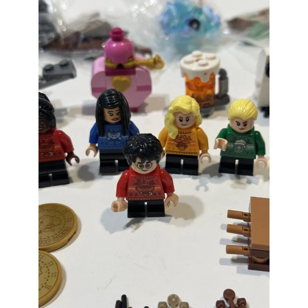 Lego Harry Potter Minifigure Lot 2025 Holiday Advent Calendar Christmas COMPLETE - Picture 6 of 13